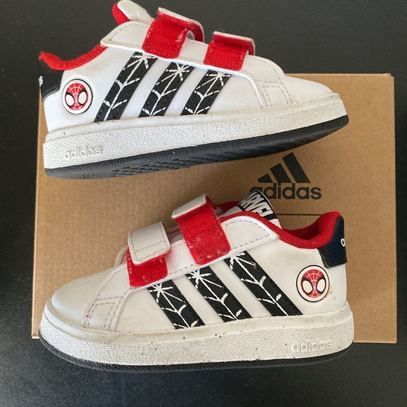 Adidas GRAND COURT Spider-Man CF - Picture 3 of 6